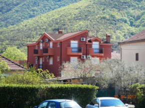 Гостиница Guest House Villa Živanović  Герцег Нови